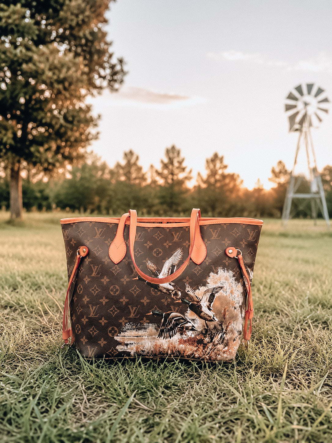 Vintage Mallard Lake Large Tote