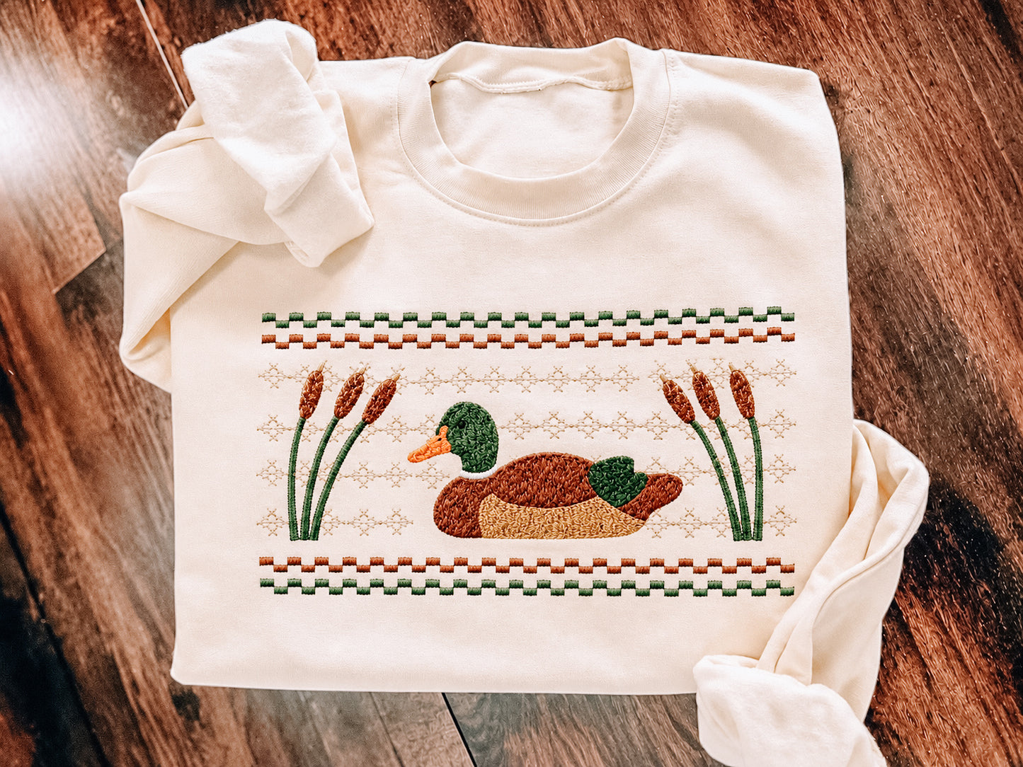 Mallard faux Cross Stitch crew neck