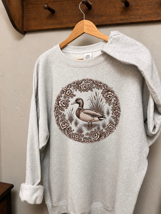 Field & Floral Fowl Pendant Crewneck