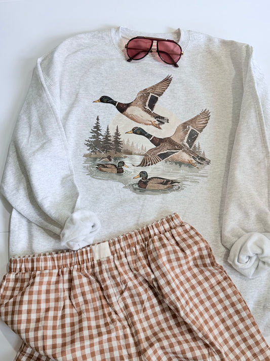 Vintage Mallard Pond Crewneck